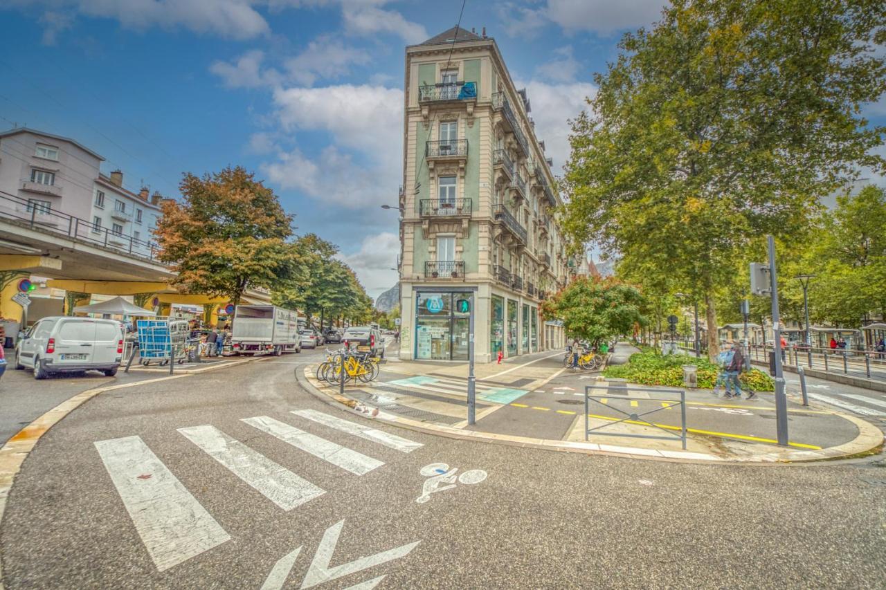 Le Petit Jaures - Gare / Tram Apartment เกรอน็อบล์ ภายนอก รูปภาพ